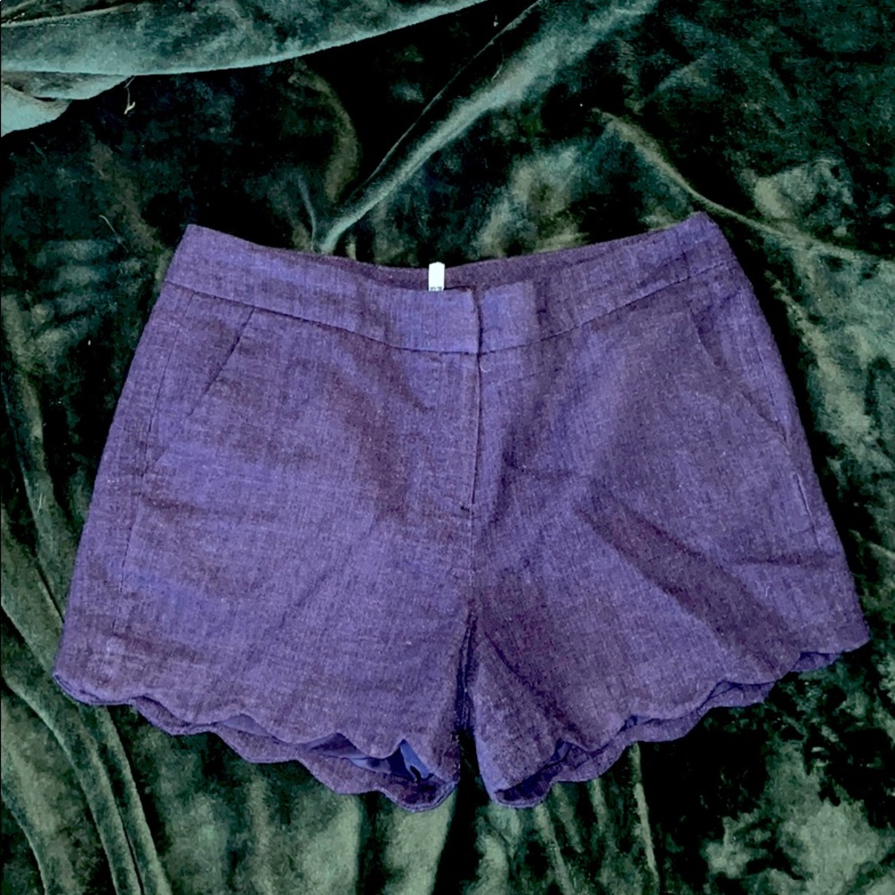 Scalloped edge shorts